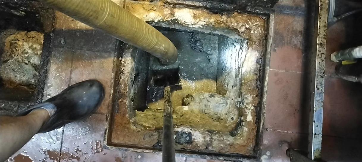 金水污水池清理一般都有毒气，怎么预防中毒呢？