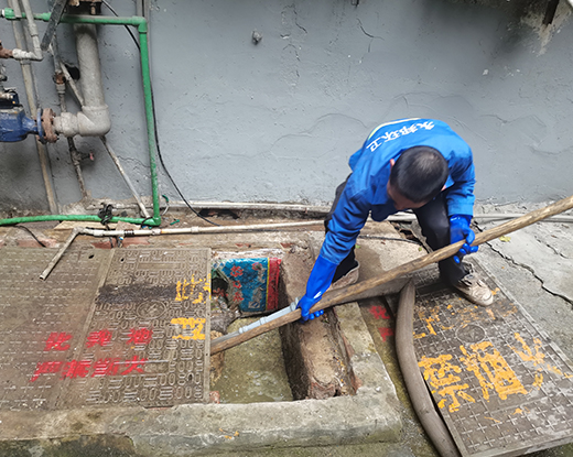 金水清掏化粪池